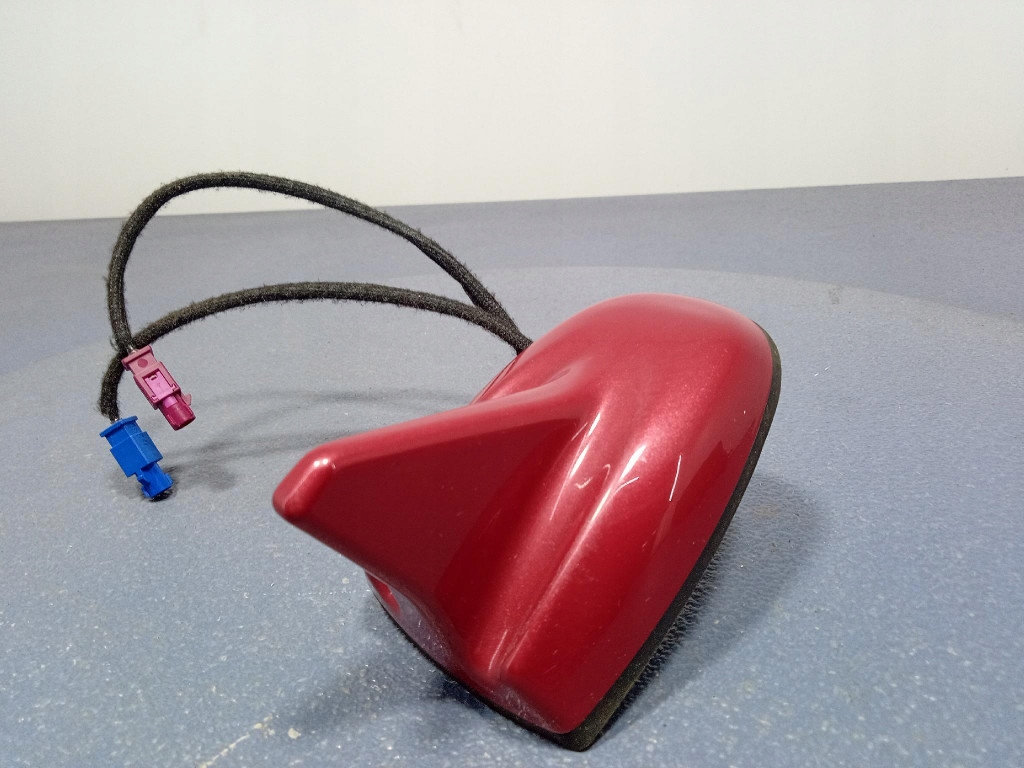 фото №6, Maserati levante антенна радио плавник 6700761190