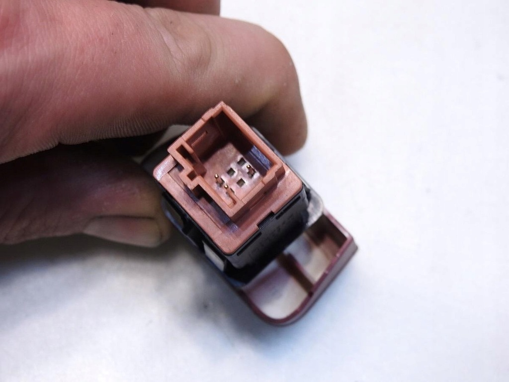 фото №6, Кнопка аварійних citroen c4 grand picasso i