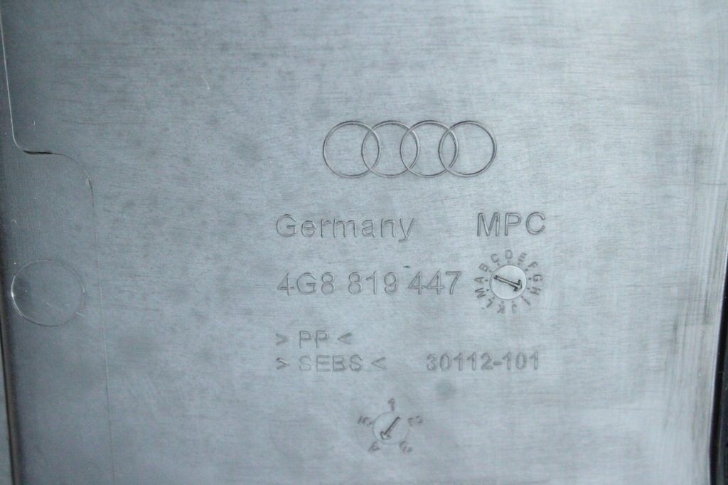 фото №7, Оригинальные жабо audi a7 c7 4g8819447