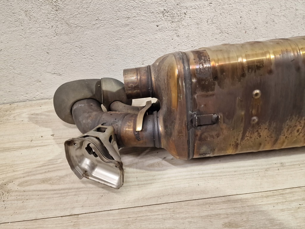 фото №7, Porsche 911 turbo s 992 гаситель выхлоп 992251057b