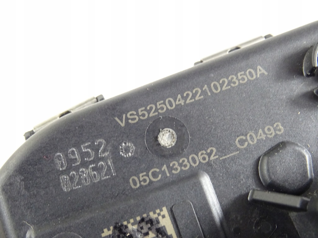 фото №4, Vw t-roc lift дроссельная заслонка 05c133062 2021r