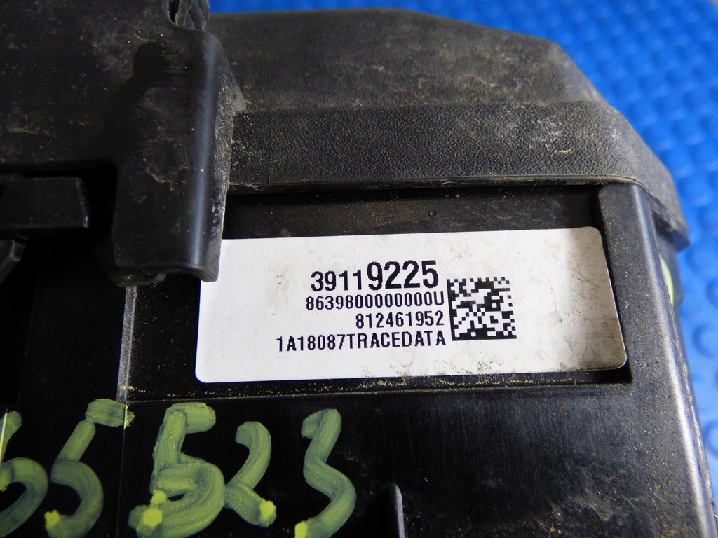 фото №7, Коробка предохранителей 39119225 opel astra k v