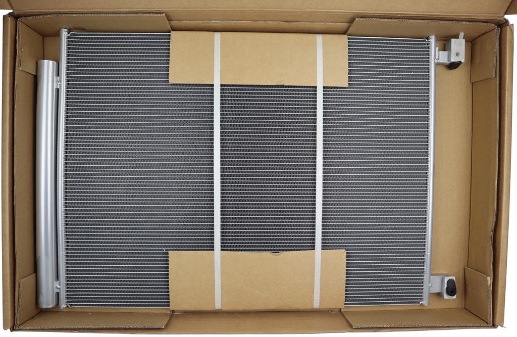 фото №1, Радиатор кондиционера mercedes c klasa w206 2021 -