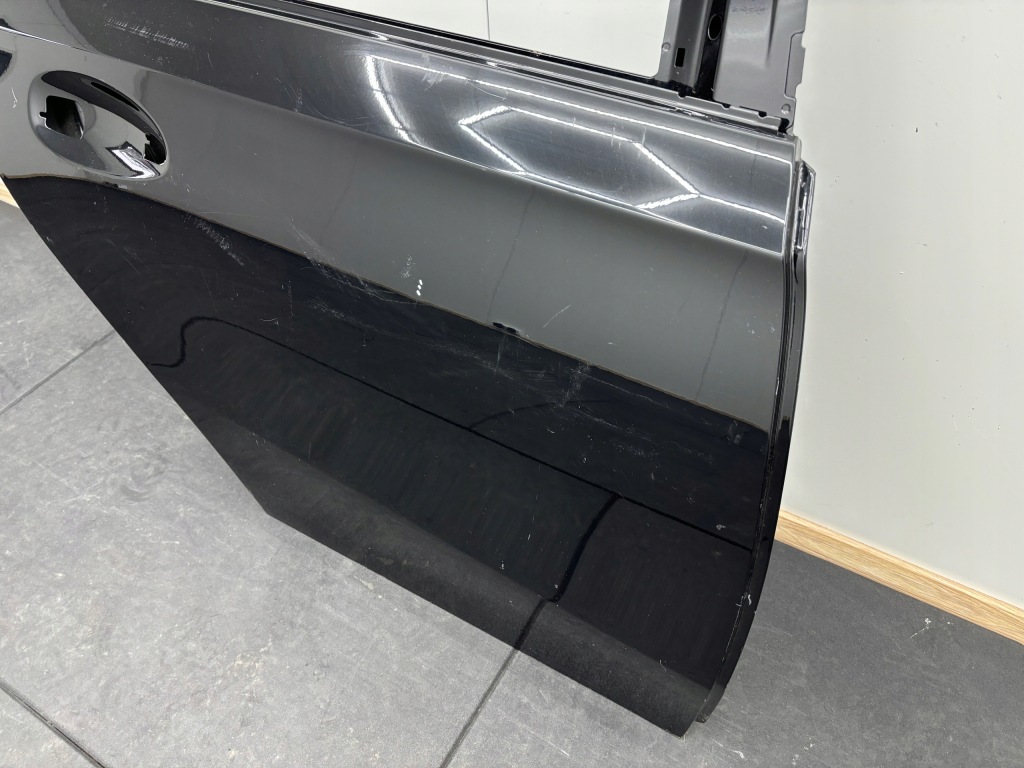 Mercedes a-klasa w177 177 sedan двері праве задній задні Ціна