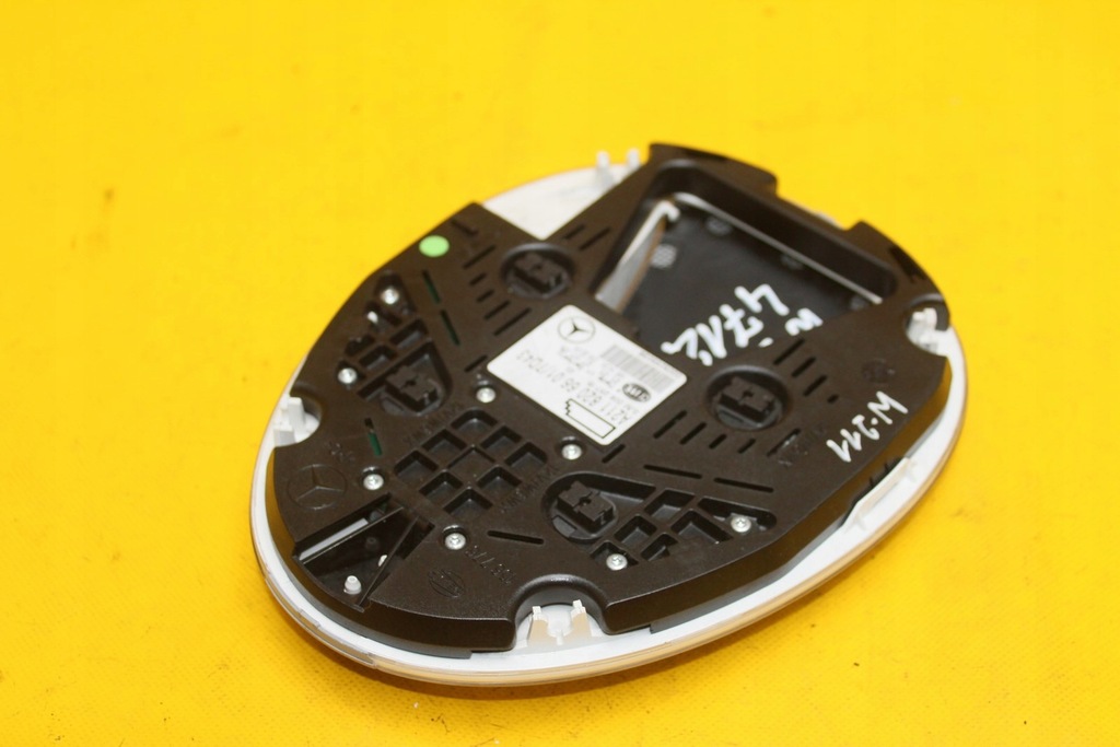 фото №5, Лампа освітлення кабіни mercedes w211 a2118206601