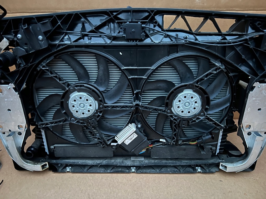 фото №14, Audi a6 a7 c7 4g 3,0 tfsi 333 km lift pas передний радиатор комплект 38km