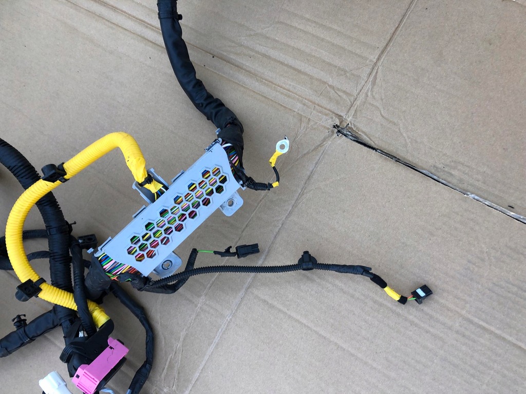 фото №8, Hyundai i30n i30 iii n lift 2020- джгут салону 91550-s0350