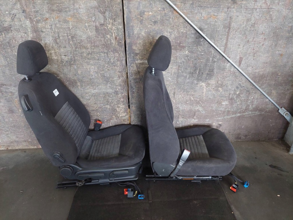 Купить Сиденья комплект левая правая  заднее сиденье задний + обшивки fiat croma 2