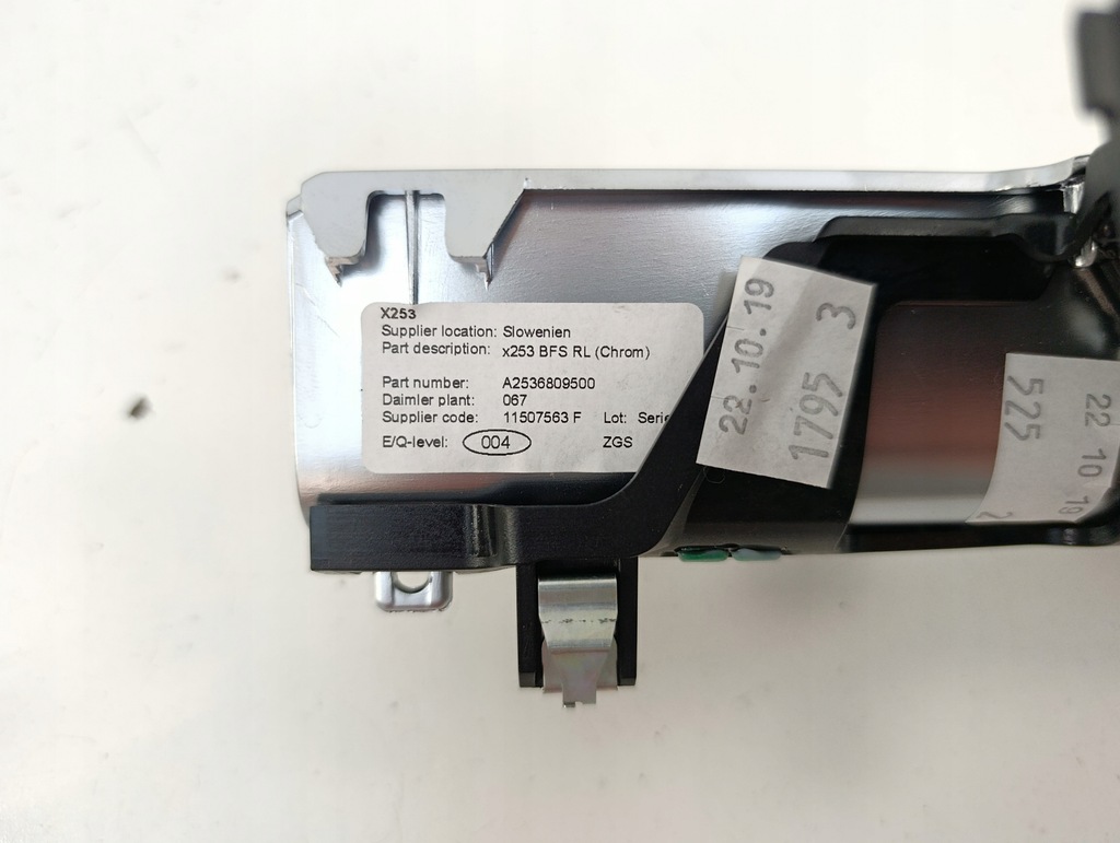 фото №7, Mercedes glc 300 x253 молдинг dekor панели anglik uk a2536809500