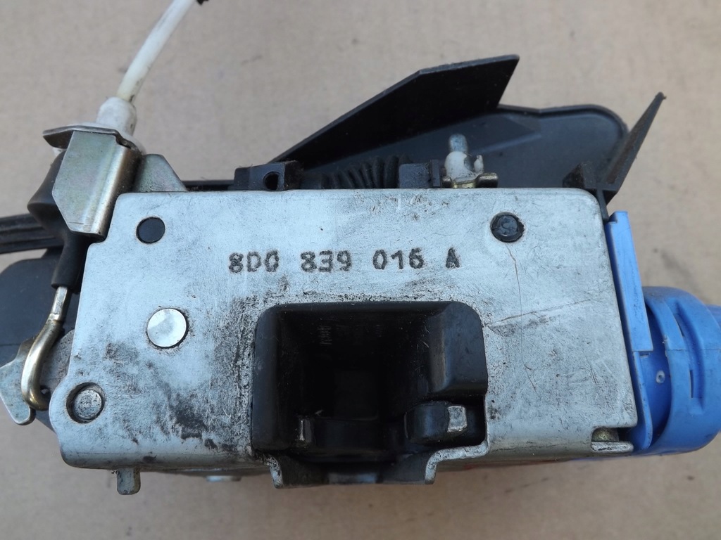 фото №9, Audi a4 b5 a3 8l 8d0839016a замок дверь правый задний задняя