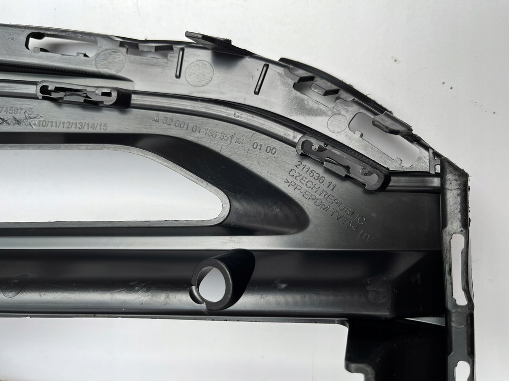 фото №8, Bmw 1 f40 решётка w бампер левая правая