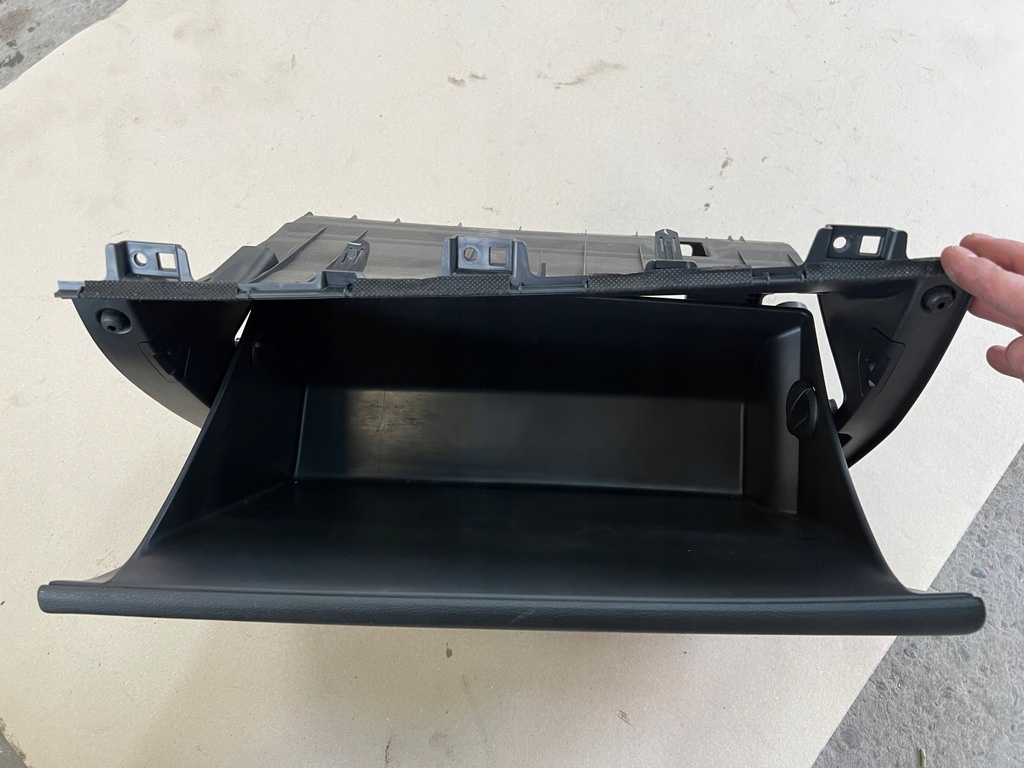 фото №14, Hyundai i30 iii 17- бардачок панелі консолі пасажира europa