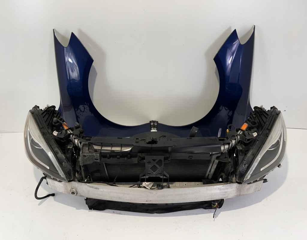 Mercedes b w246 перед бампер фари радіатор ремінь в Україні