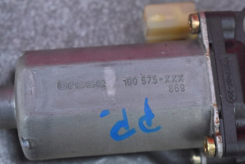 фото №5, Подъемник стекло правый перед eu 9152724 volvo xc70 1 i 96-00