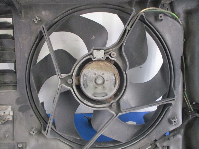 фото №6, Partner lift 2.0hdi pas передний вентилятор радиатора