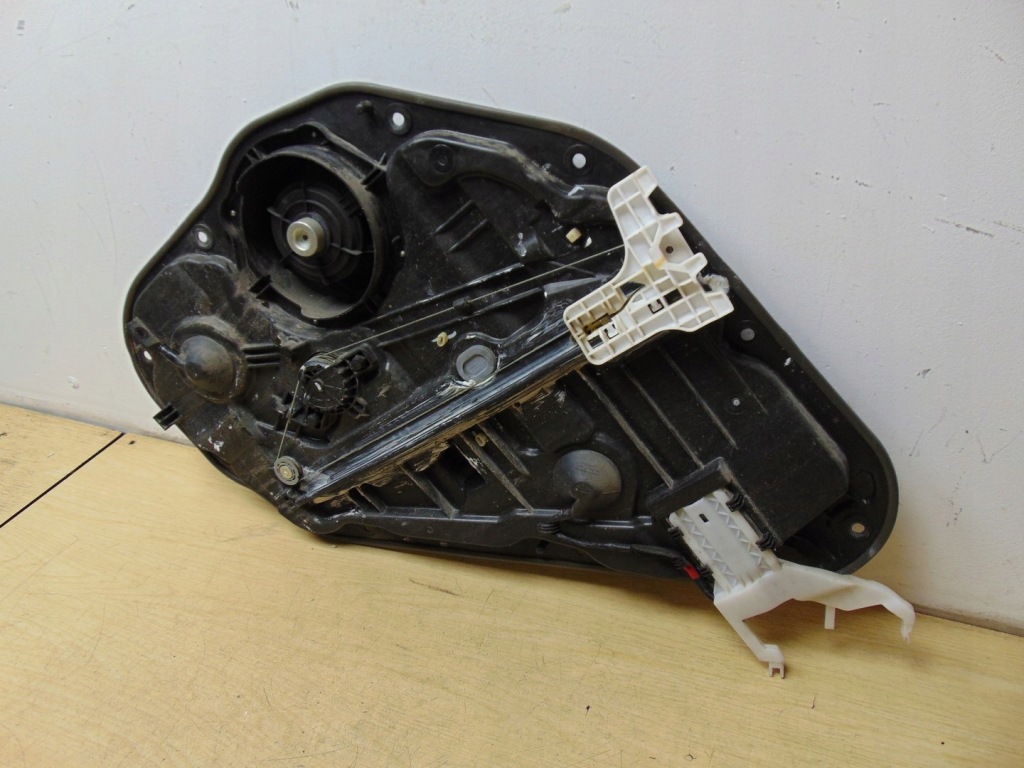 фото №8, Механизм стекло левый задняя hyundai i30 ii 82480-a6050 europa