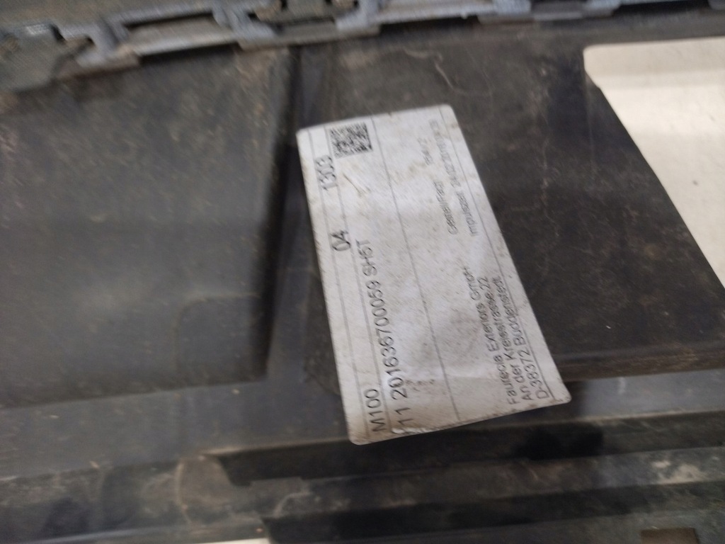 фото №12, 5ta801421ab бампер задня 4pdc колір lc9a версія pod hak vw touran 5ta 2015+