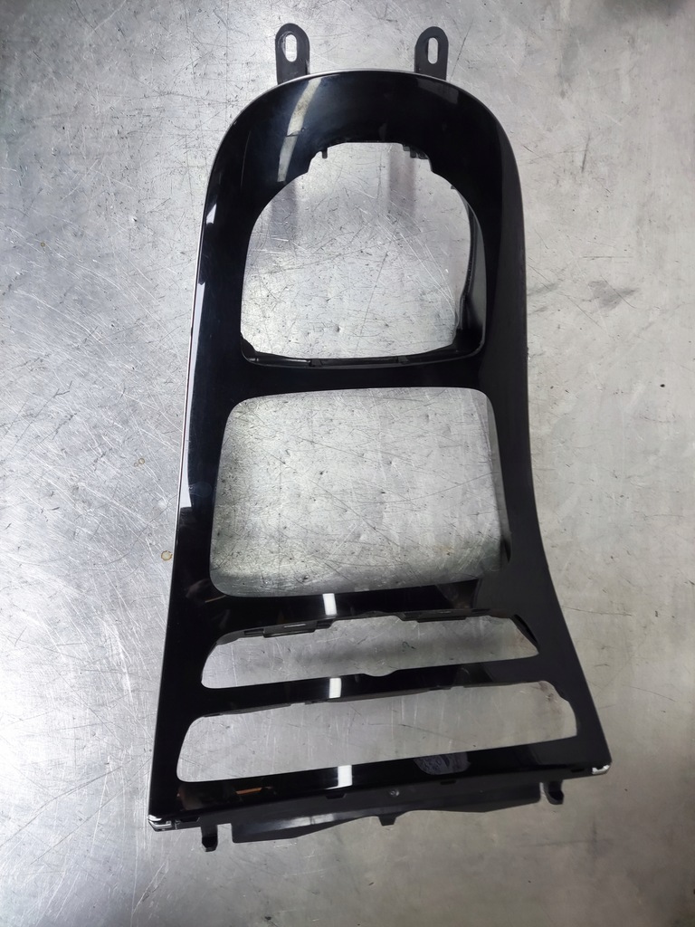 фото №1, Mercedes e klasa w213 рамка консолі dekor a2138100815