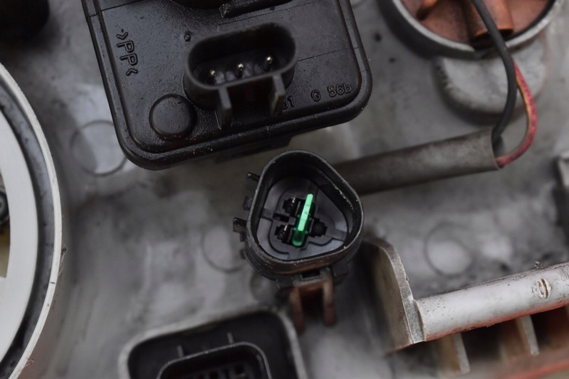 фото №9, Фара правый лампа перед eu 9750 hyundai santa fe 1 i 00-04