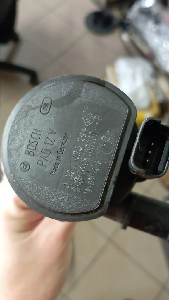 фото №11, Кронштейн насос клапан wody 144001379r nissan renault 0392023294