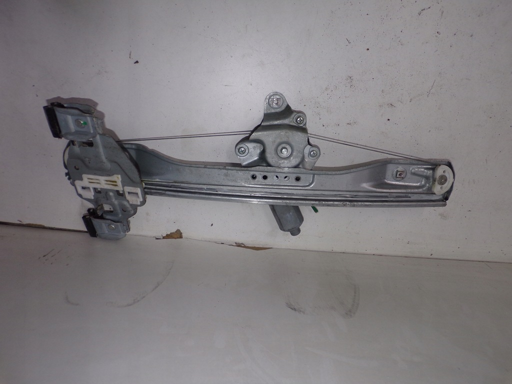 фото №4, Подъемник стекло правый/левый задняя cruze kombi