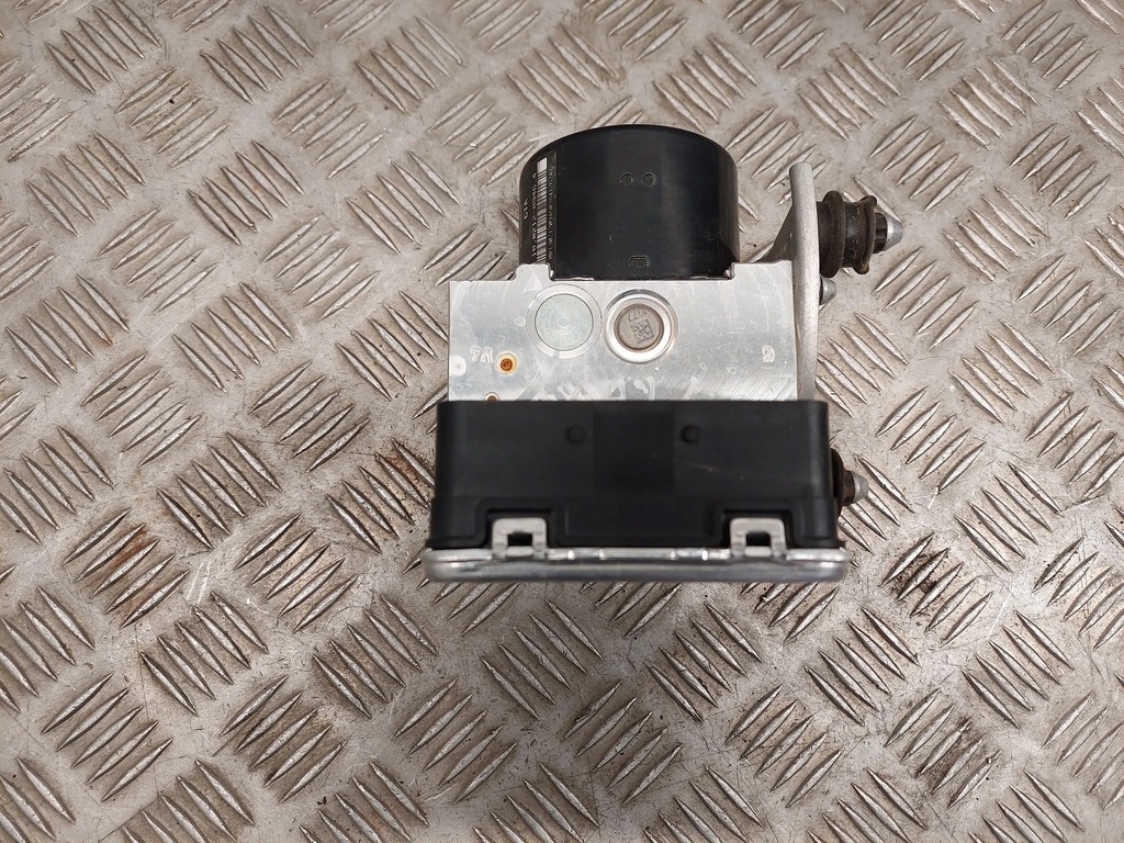 фото №5, Porsche cayenne 92a 2014 насос abs