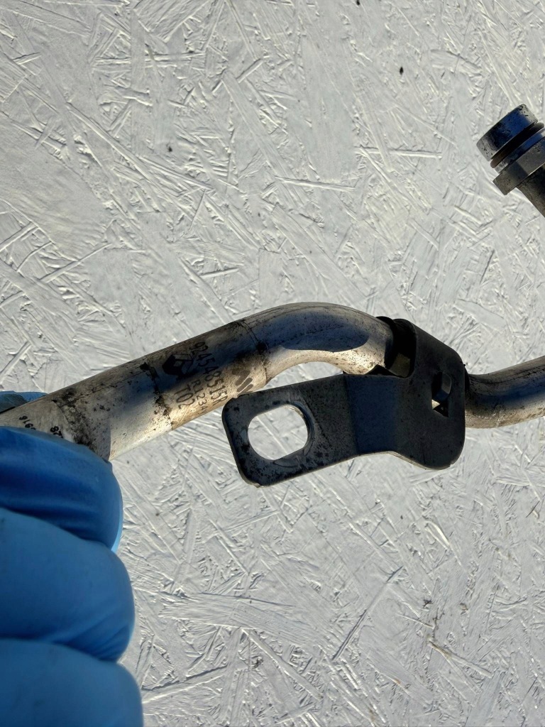 Talisman шланг кондиціонера 1.6 d комплект  924803452r 924405426r 924548515r Недорого