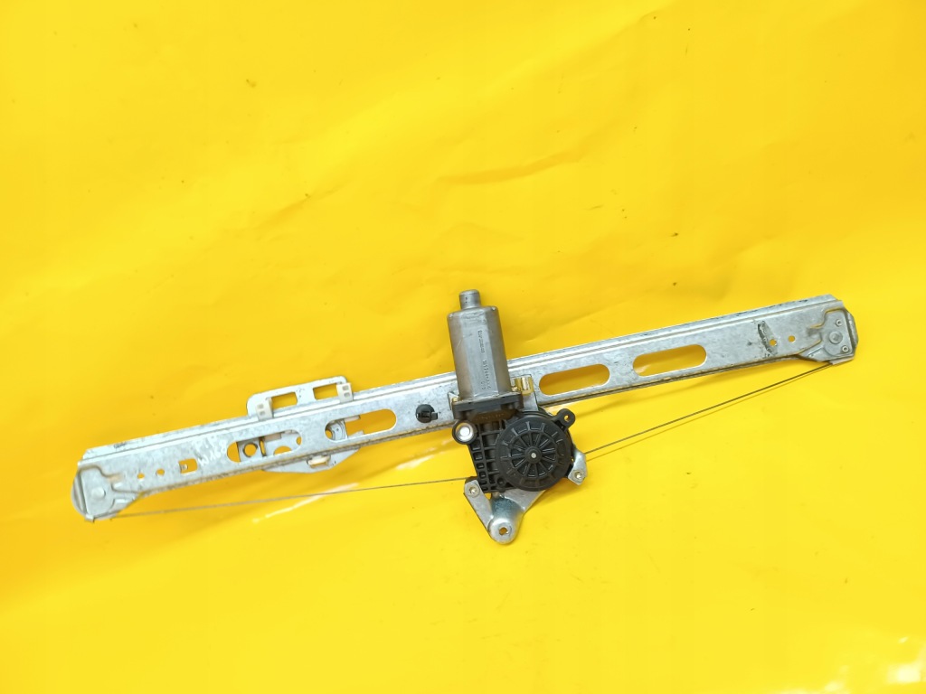 Підйомник el.prawy перед merc. w168 a-klasa Недорого