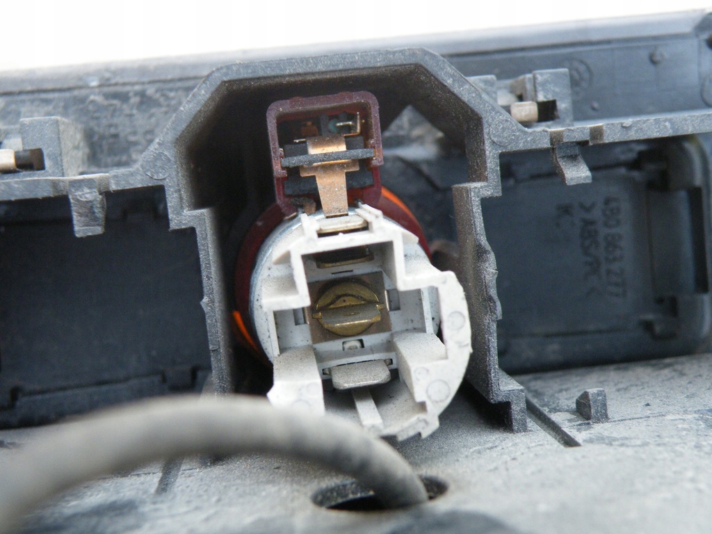 фото №8, Audi a6 c5 решітка обдув прикурювач тунель 4b0819203e