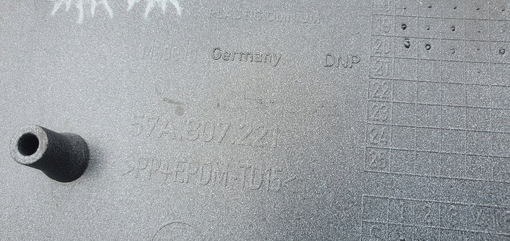 фото №14, Skoda оригинальный номер 57a807221 бампер передний