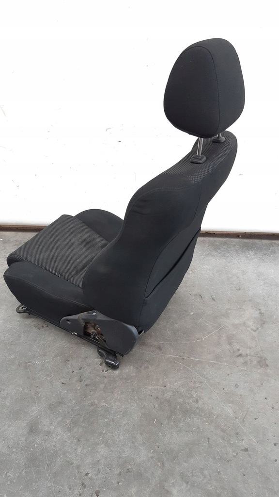 фото №8, Сидіння сидіння комплект toyota avensis t25 1,8i