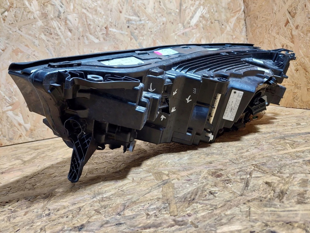 Лампа правая передняя bmw ix i20 5a3cea204 0.02l дизель 2022 Оригинал