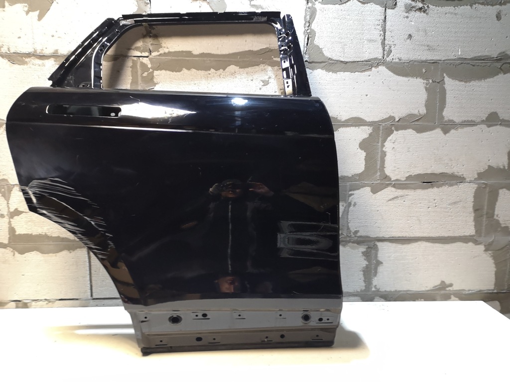 фото №1, Дверь правый задняя land rover velar 17+