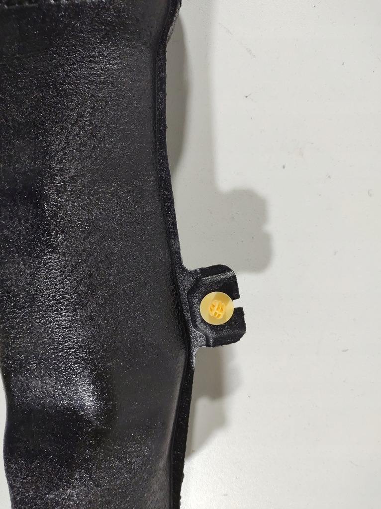 фото №4, Lexus is300h 13r труба впуск вентилятора аккумулятора