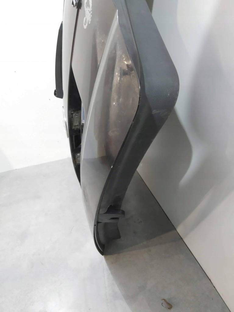 фото №11, Крышка багажника задняя czarna vw volkswagen touran i 2003-2010