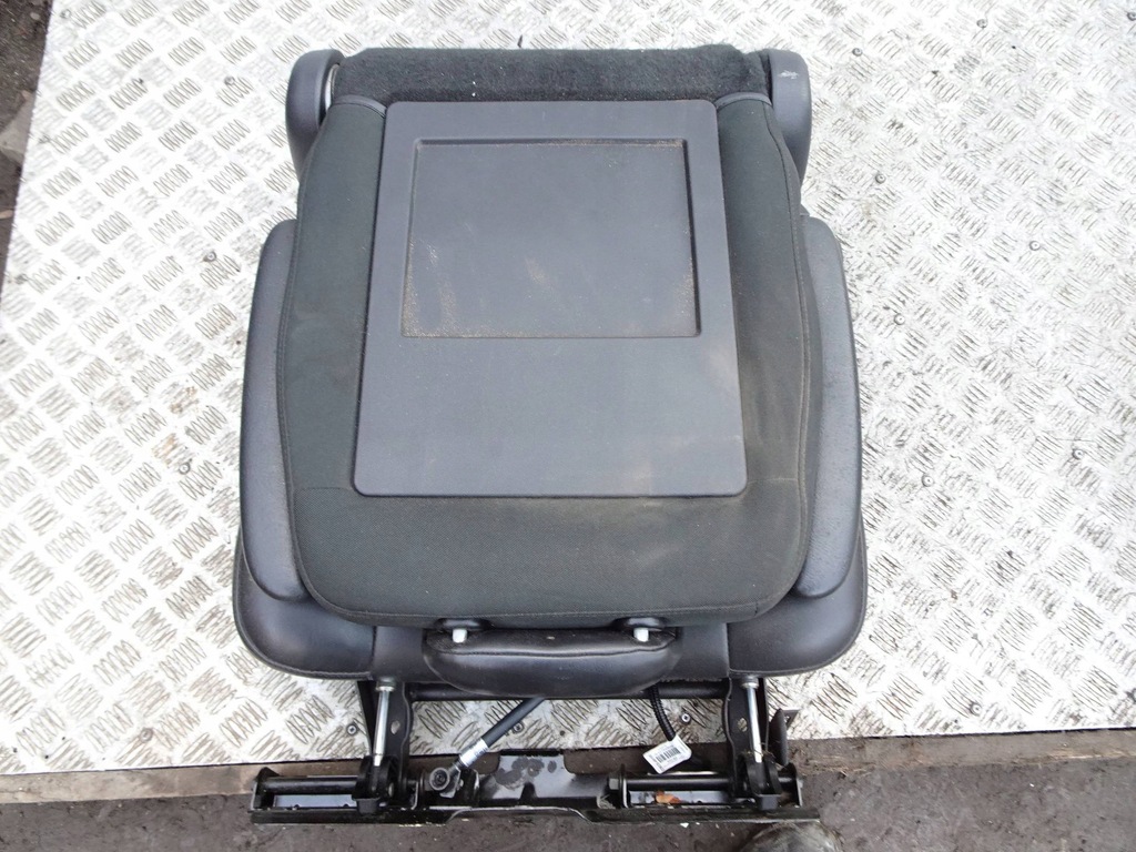 фото №12, Сидіння drugiego rzędu chrysler grand voyager v