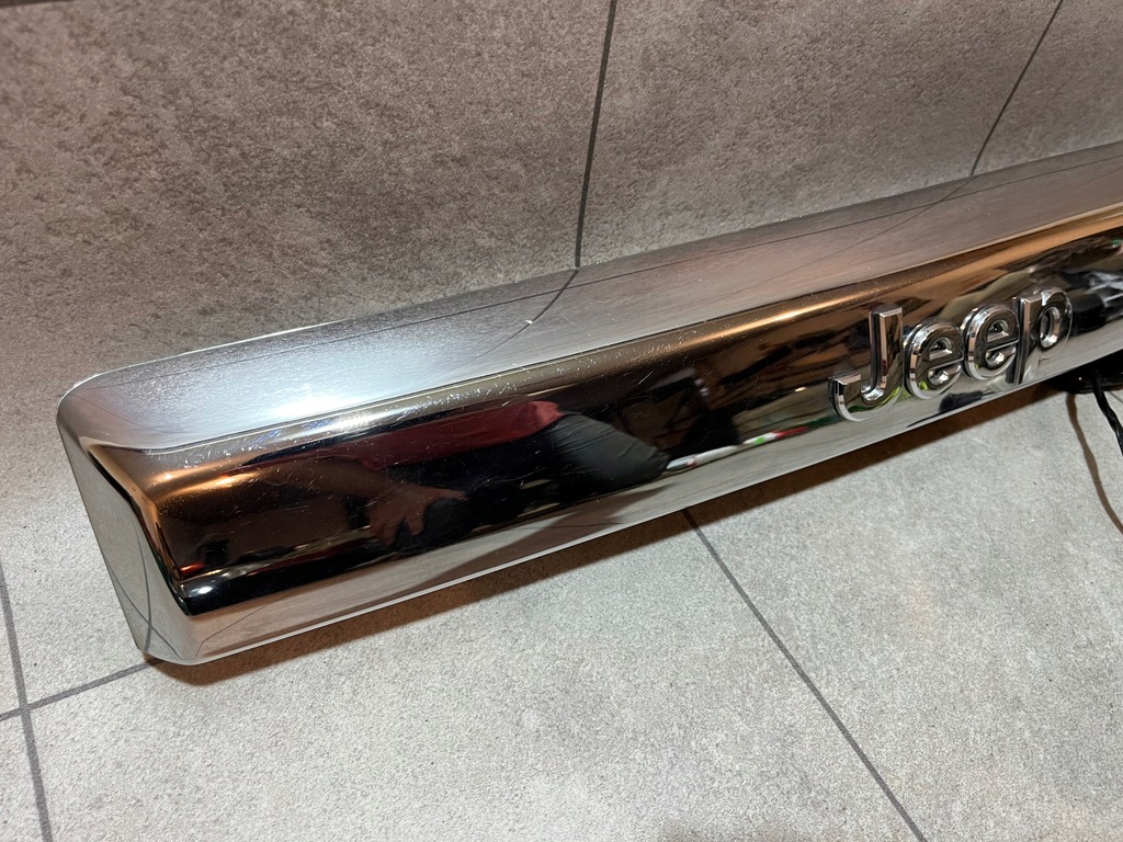 фото №13, Jeep commander xk накладка кришка багажника задня оригінал