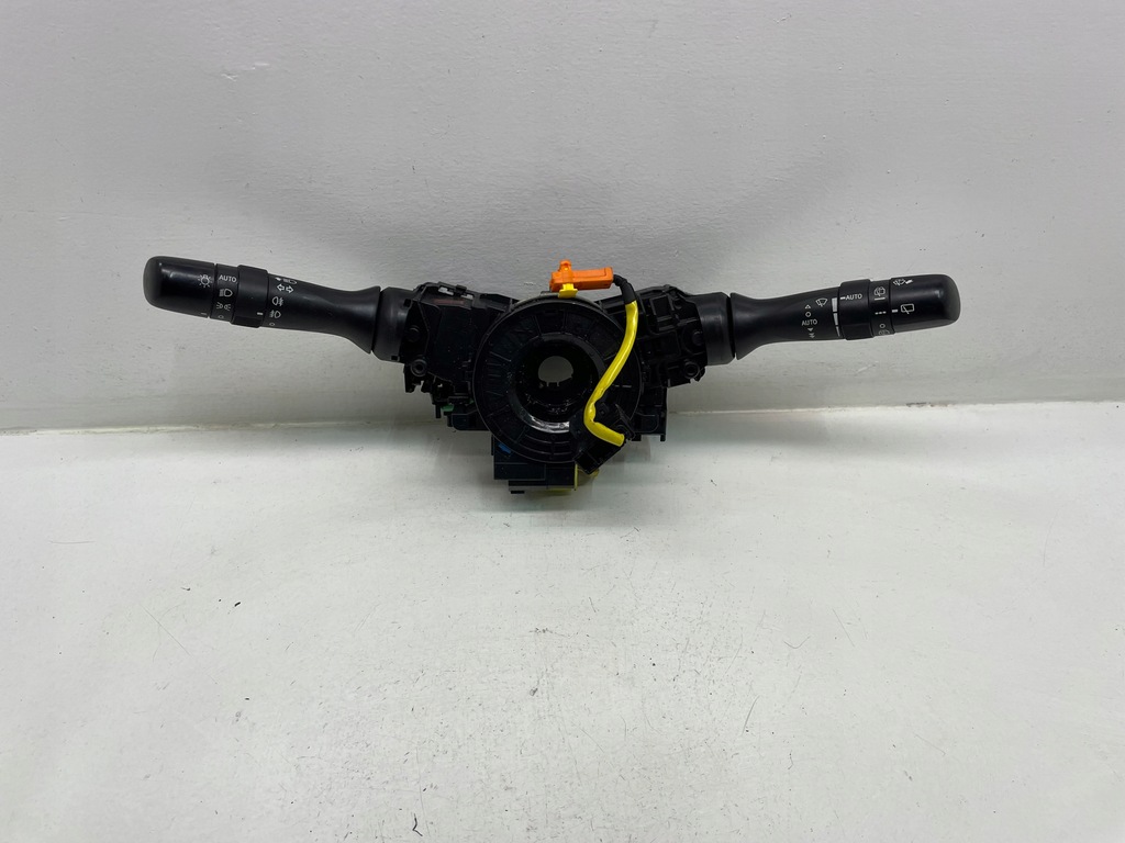 фото №1, Важіль перемикач 173832 subaru