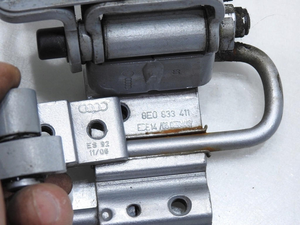 фото №6, Петли дверь левый задняя ly7w audi a6 c6