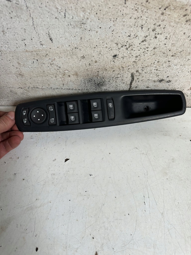фото №1, Переключатель панель окон зеркал renault scenic iii 809610017r