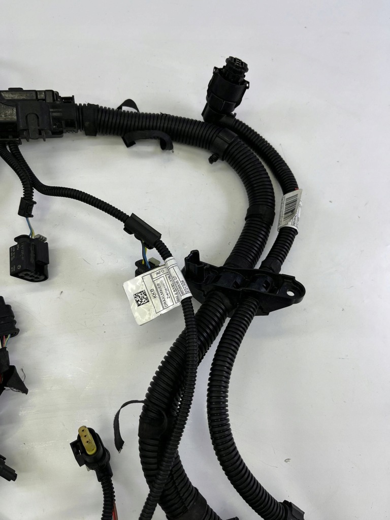 Купить Жгут двигателя bmw x3 g01 8694038