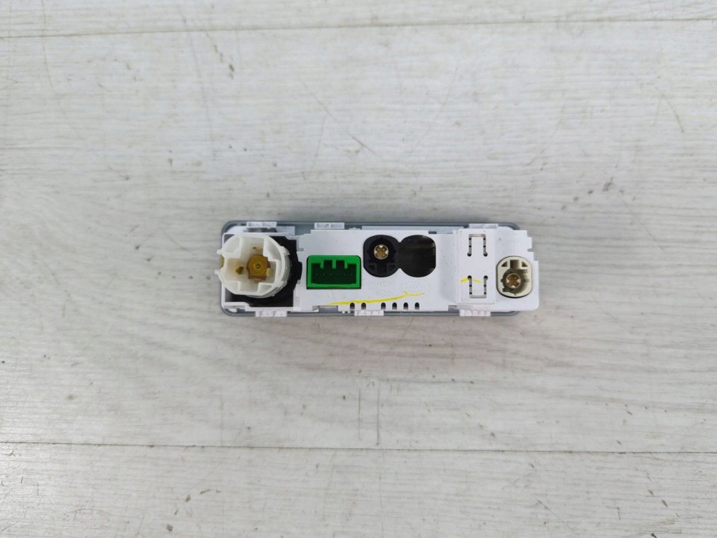 Роз'єм прикурювача jaguar f-pace fk72-19c166-bd Недорого