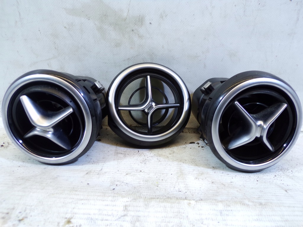 фото №1, Решётка решётки обдув mercedes b klasa w246