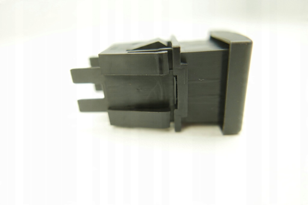 фото №4, Кнопка заглушка citroen saxo 6552ac