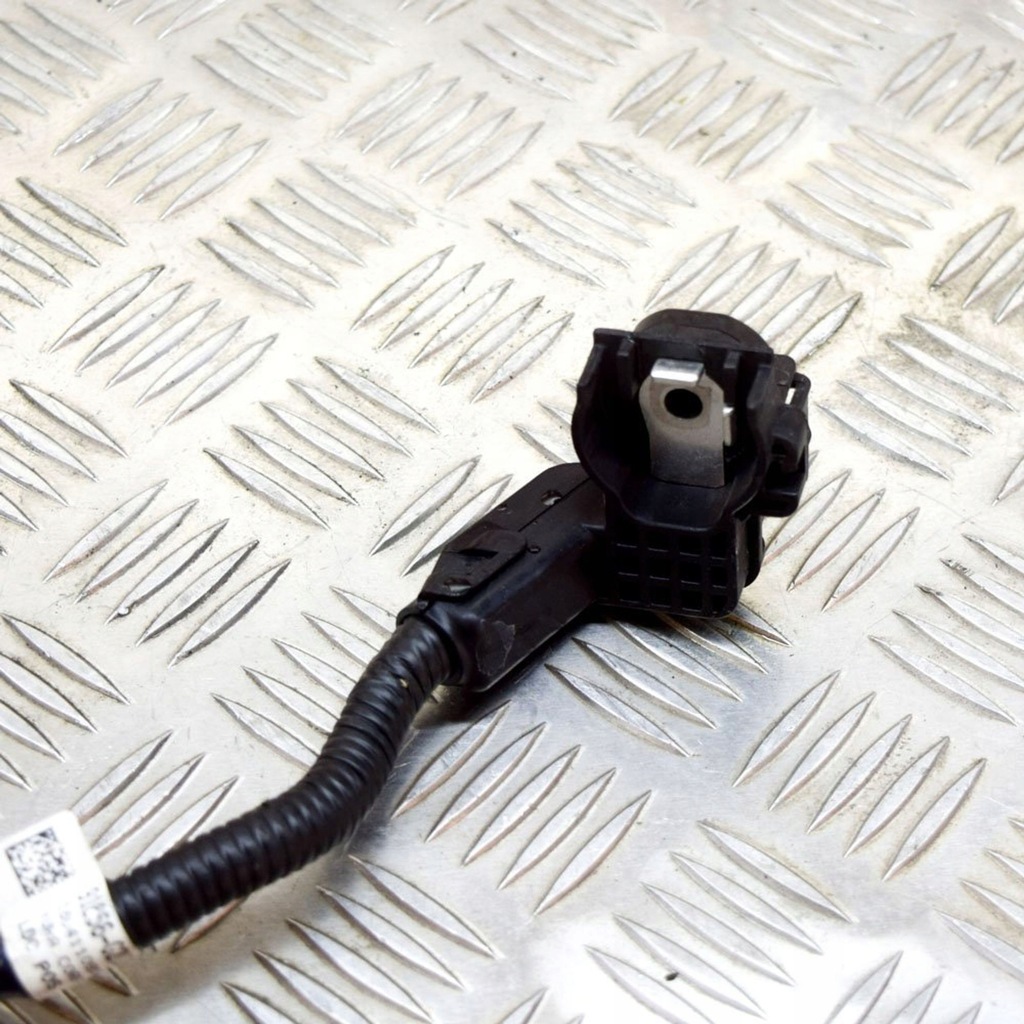 фото №5, Hyundai ioniq 2018 plus / клема / шланг акумулятор