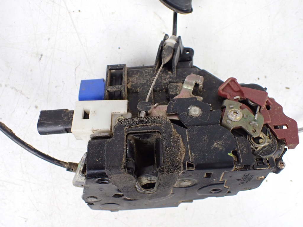 фото №10, Доводчик дверь правый перед keyless audi a8 s8 d3 5.2 fsi 4e1837016a