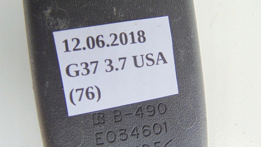 фото №8, Крепление клипса поперечина безопасности infiniti g37