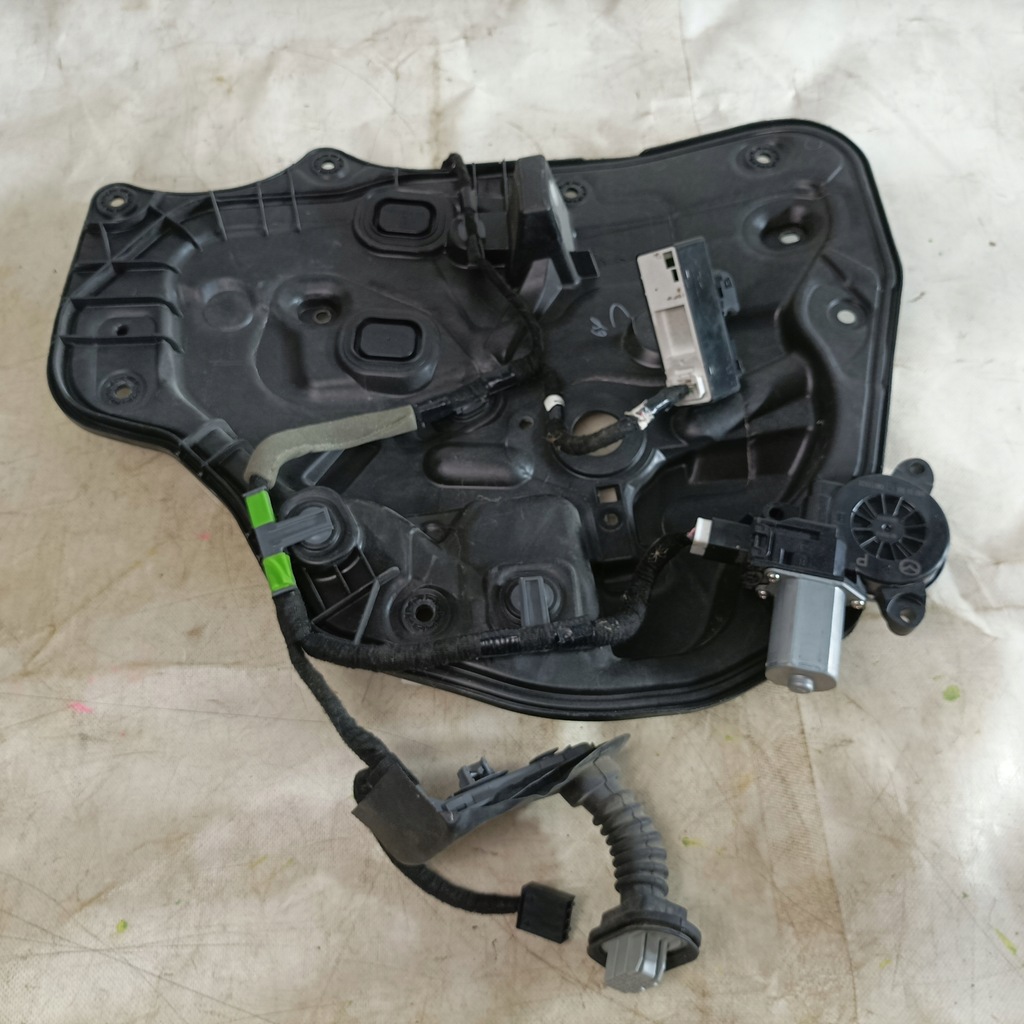 фото №1, Mazda cx5 ii 17- моторчик стекло левый задний