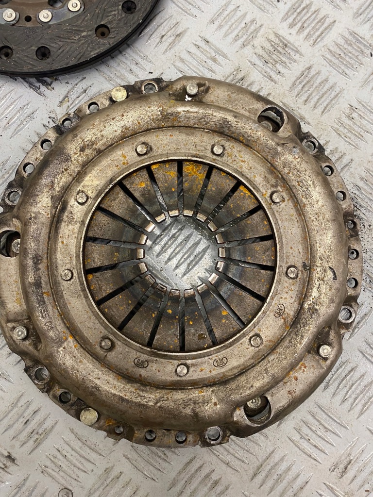 Купить Сцепление колесо двухмассовый диск прижим mercedes w124 2.0b 0062503504