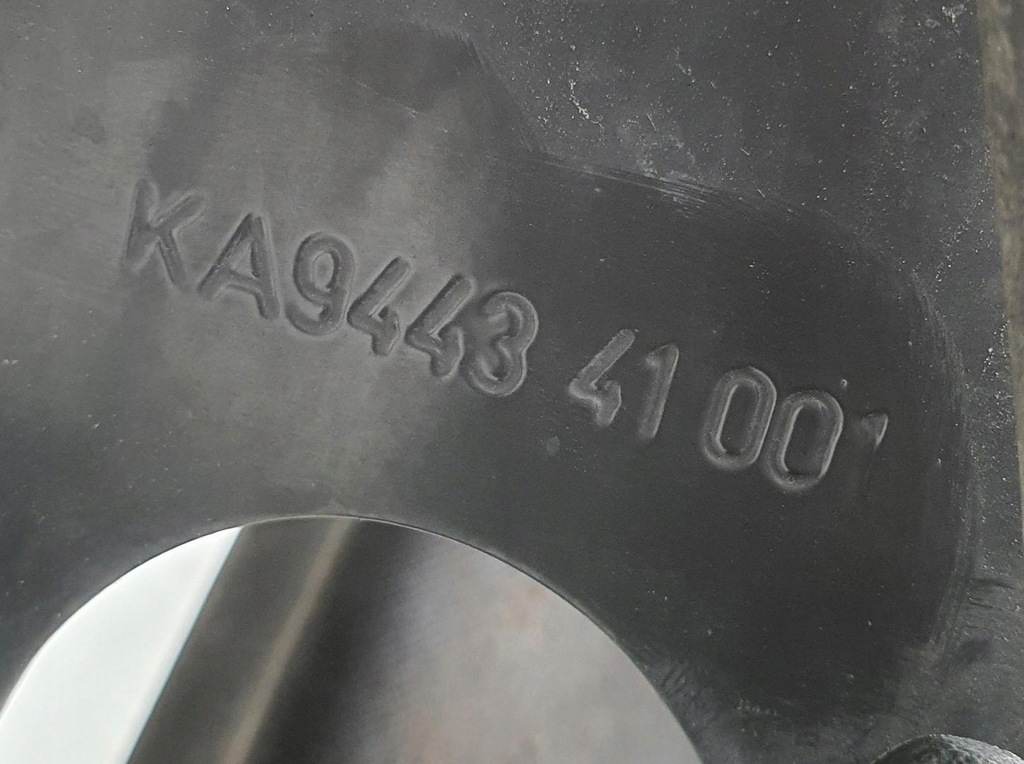 фото №8, Балка подвеска кабины задняя mercedes actros mp4 a1700012448